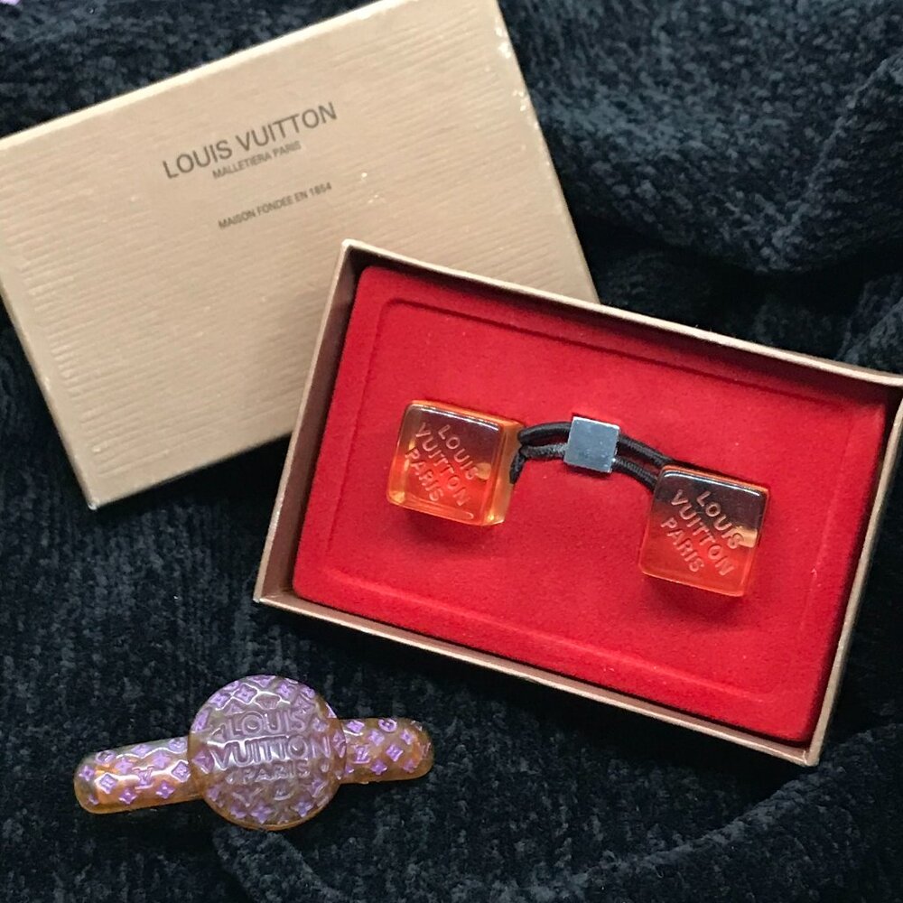Louis Vuitton Vintage Coral Resin Hair Cube Pony & Bonus Barrette - Picture 7 of 16